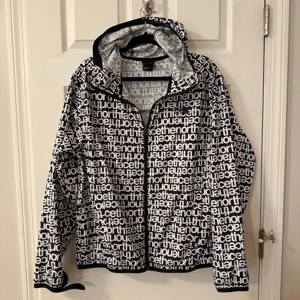 The North Face Men’s Novelty Cyclone Wind Hoodie Men’s L